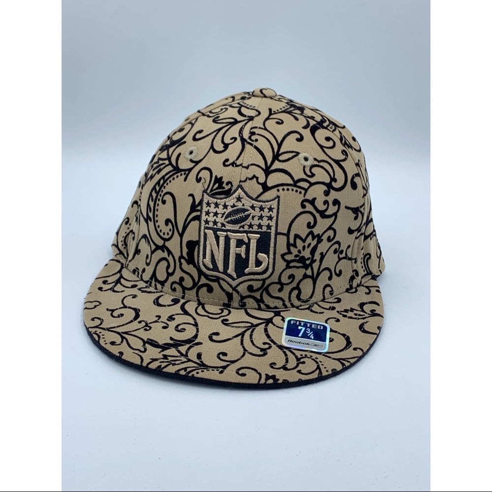 Reebok NFL Logo w/Black Felt Design Fitted 7 3/4 New Orleans Saints